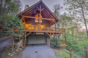 Spacious Maggie Valley Cabin with Hot Tub and MTN View